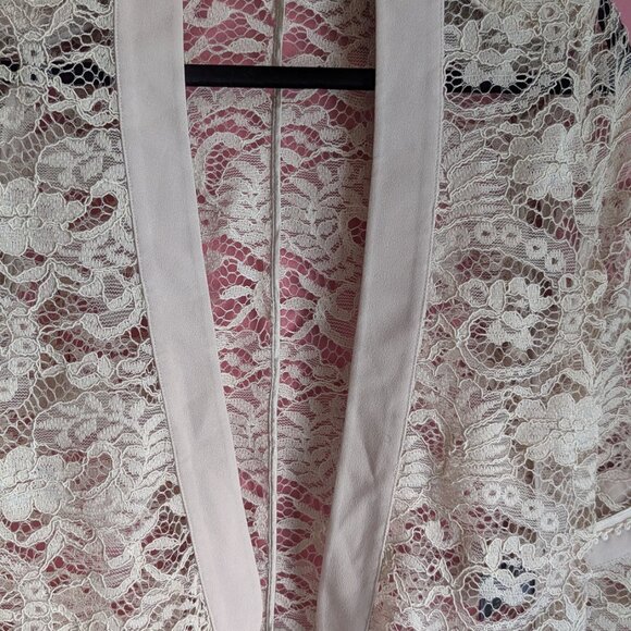 The Lace Design Blazer - Picture 3 of 9